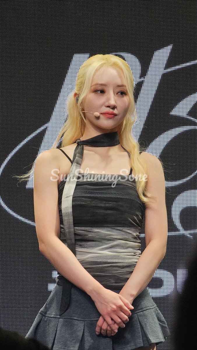 SunShiningSone's tweet image. SUA - UAU 2025 The 1st FanCon in Grand America, New York. #SUA #UAU #Dreamcatcher_UAU #Playlist #You_Are_You