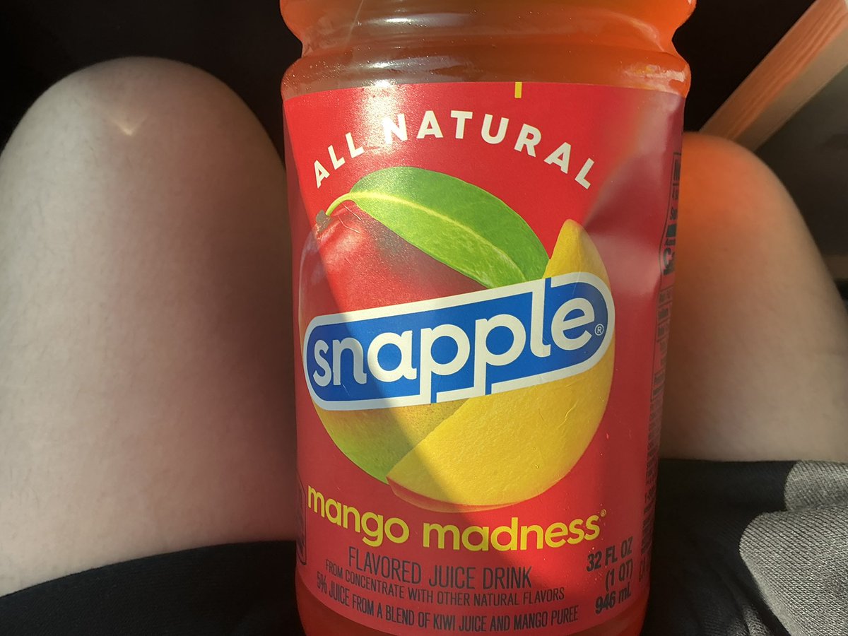 spawniest's tweet image. hi my name is snapple my background consists of watermelon and lemonade the more you open this door and the more you hold me the temperature goes down and im not drinkable anymore. Close the god damn door!