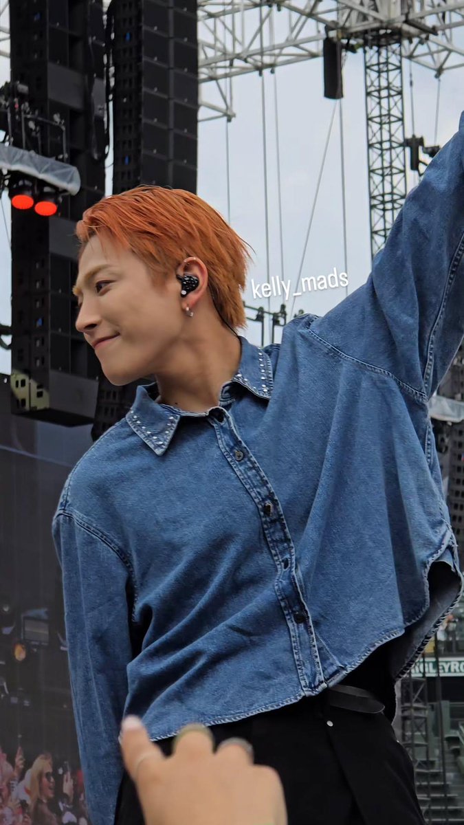 kelly_mads's tweet image. π€©π€© #Hongjoong #ATEEZinChicago #InYourFantasy