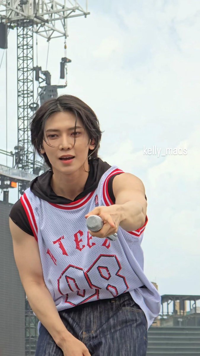 kelly_mads's tweet image. OH MY GOD YEOSANG #ATEEZinChicago #InYourFantasy