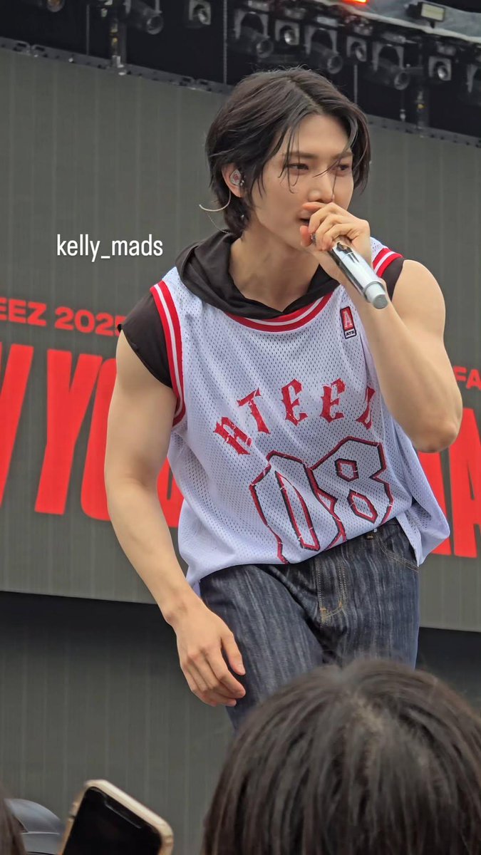 kelly_mads's tweet image. OH MY GOD YEOSANG #ATEEZinChicago #InYourFantasy