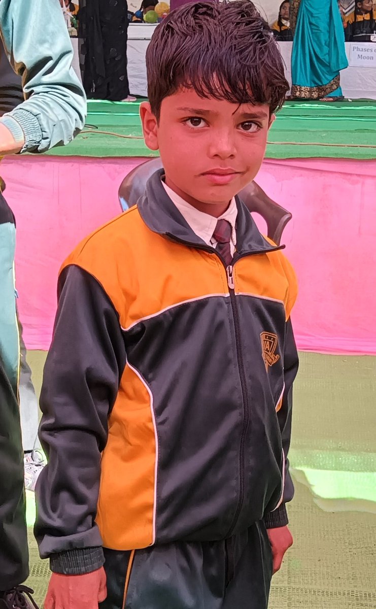 विक्रम सिंह रोंड़ा (@vikramsinghron) on Twitter photo #जन्मदिन_विशेष 💐💐💐💐
आज हमारे बेटे आदित्य सिंह का #जन्मदिन है
आप सभी से आशीर्वाद की कामना करते हैं
कुदरत आप को लम्बा और खुशहाल जीवन दे आप हमेशा स्वास्थ रहे,और खुश रहे!!
बेटे को जन्मदिन की ढेर सारी बधाई मंगलकामनाएं!!
#Happy_birthday_beta 🎂💐🌻🎁💐 #जन्मदिन_विशेष 💐💐💐💐
आज हमारे बेटे आदित्य सिंह का #जन्मदिन है
आप सभी से आशीर्वाद की कामना करते हैं
कुदरत आप को लम्बा और खुशहाल जीवन दे आप हमेशा स्वास्थ रहे,और खुश रहे!!
बेटे को जन्मदिन की ढेर सारी बधाई मंगलकामनाएं!!
#Happy_birthday_beta 🎂💐🌻🎁💐