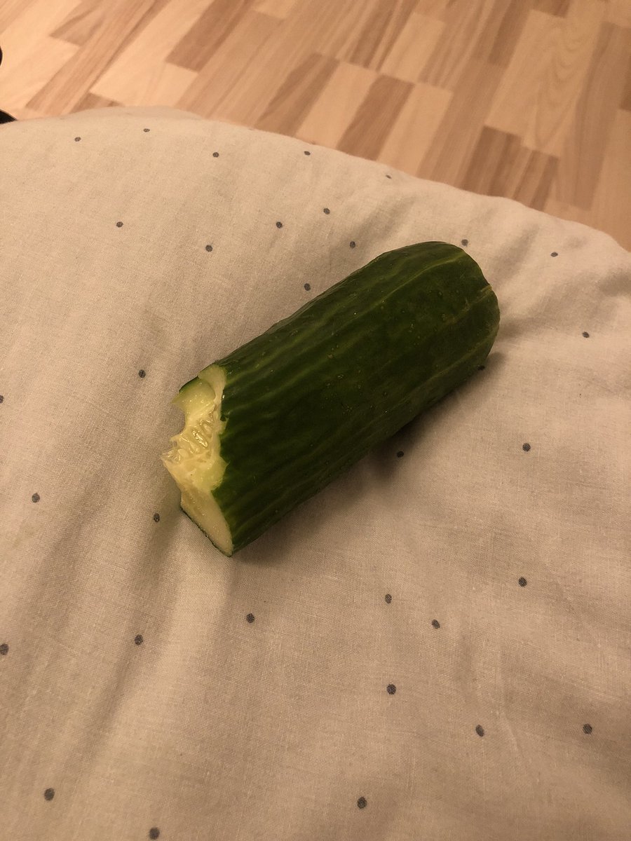 Unfortunately I will never be one of those girlies that post amazing aesthetic mealspo because this is dinner