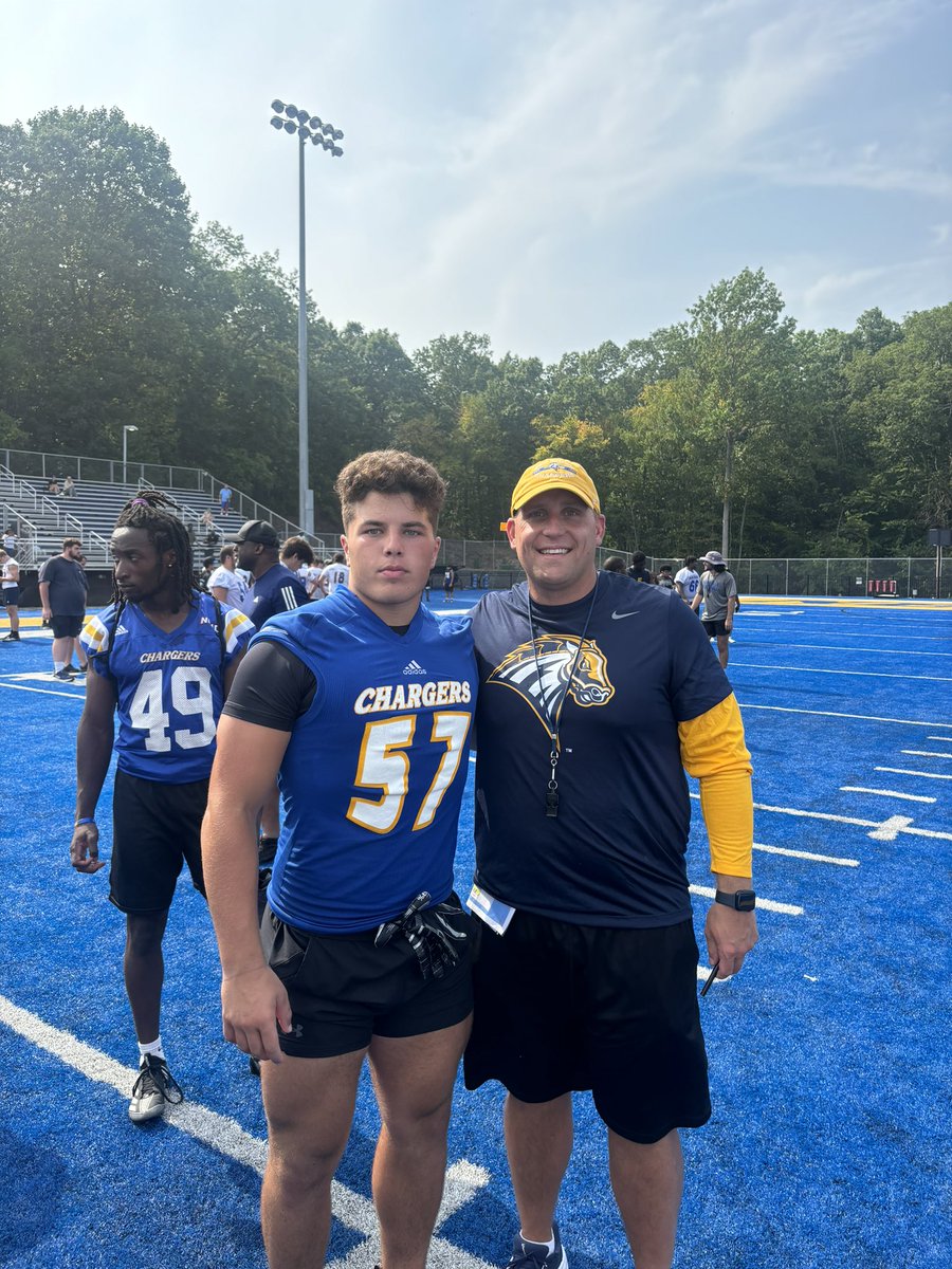 Justin_Est34's tweet image. Had a great camp at the University of New Haven!! Got lots of work in and got better! Appreciate the coaching from @CoachScerb and @coach_pow!! Looking forward to being back on campus! @Coach_A_Brunori @LackLifeTECoach @Coach_Mul @Coach_Ditti @CoachC_LHU @Coach_Derasmo @CoachPTB