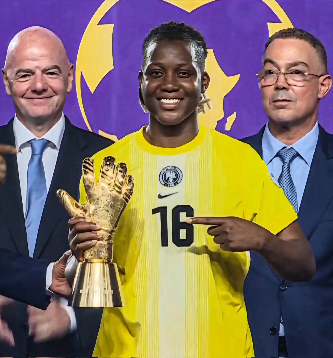 LadiesMarch's tweet image. Fair Play Award – South Africa 🇿🇦
GK of the Tournament: Chiamaka Nnadozie 🇳🇬
Golden Boot: Ghizlane Chebbak 🇲🇦
Player of the Tournament: Rasheedat Ajibade 🇳🇬
#TotalEnergies𝑾𝑨𝑭𝑪𝑶𝑵2024 #LMReport
