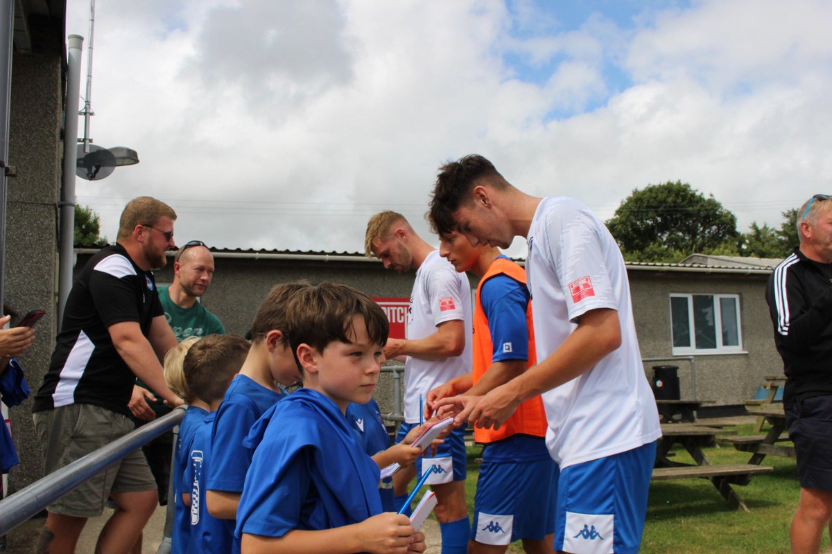 Steve Massey (@goal_mass) on Twitter photo Fantastic day all round, not only great result for <a href="/DaniBua10/">Dan BΓΊa</a> & <a href="/DAUGHTS/">MARTYN DAUGHTERY</a> Great crowd over 210 to watch,
But I had great time showing our #Mascots <a href="/HelstonAFC/">Helston Athletic FC</a> U/8βs around dressing rooms/ physio, with club presenting Autograph books for them to get 1st team players to sign. π Fantastic day all round, not only great result for <a href="/DaniBua10/">Dan BΓΊa</a> & <a href="/DAUGHTS/">MARTYN DAUGHTERY</a> Great crowd over 210 to watch,
But I had great time showing our #Mascots <a href="/HelstonAFC/">Helston Athletic FC</a> U/8βs around dressing rooms/ physio, with club presenting Autograph books for them to get 1st team players to sign. π