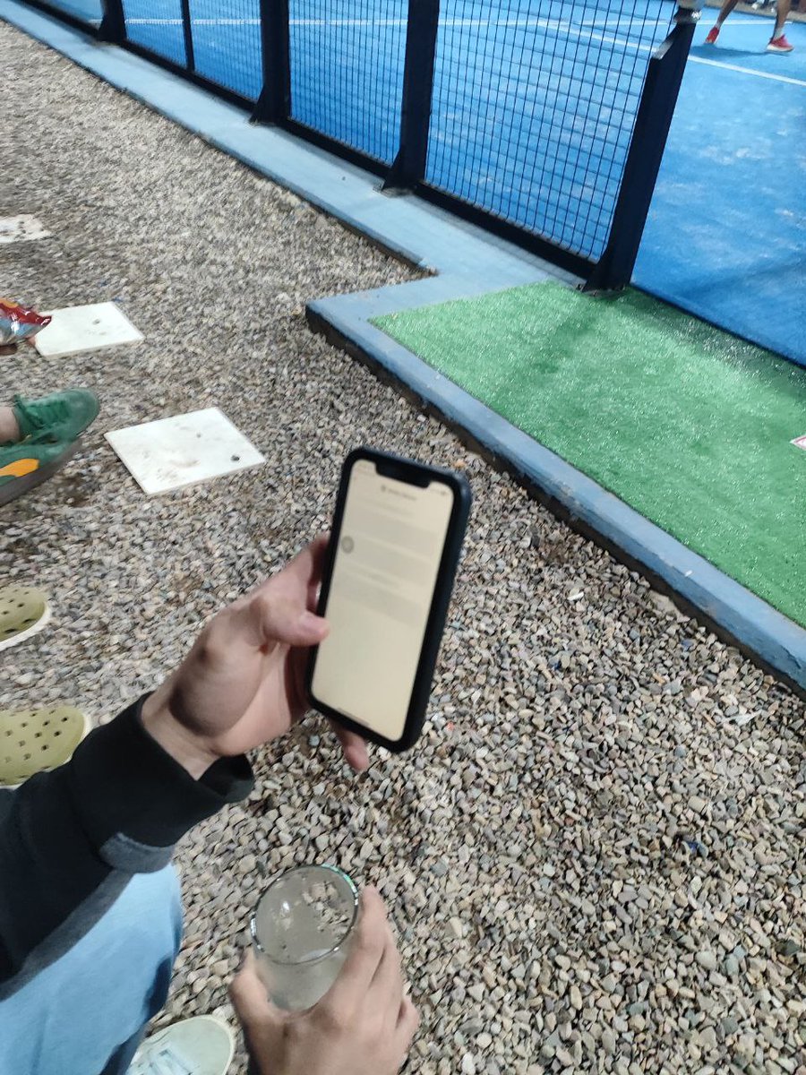 CakePadel's tweet image. Ya vamos 3 semanas de trabajo, vendiendo horas, con muchas visitas, algunos pagando por horas y consumos de bebidas en criptomonedas. algunos pagando litecoin a traves de lemoncash o bitso, hacia cake wallet