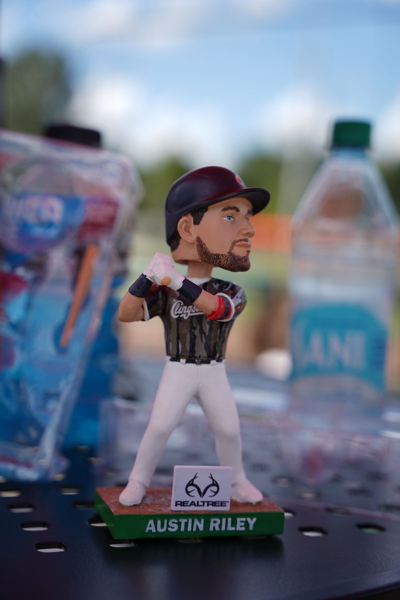 Austin Riley is back, and so is his bobblehead 😎 A day after his