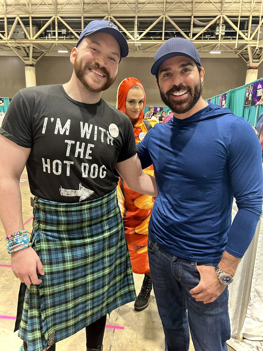 soapsloverman's tweet image. one more pic with Neil from the NOLA archives 🌭 #neilellice