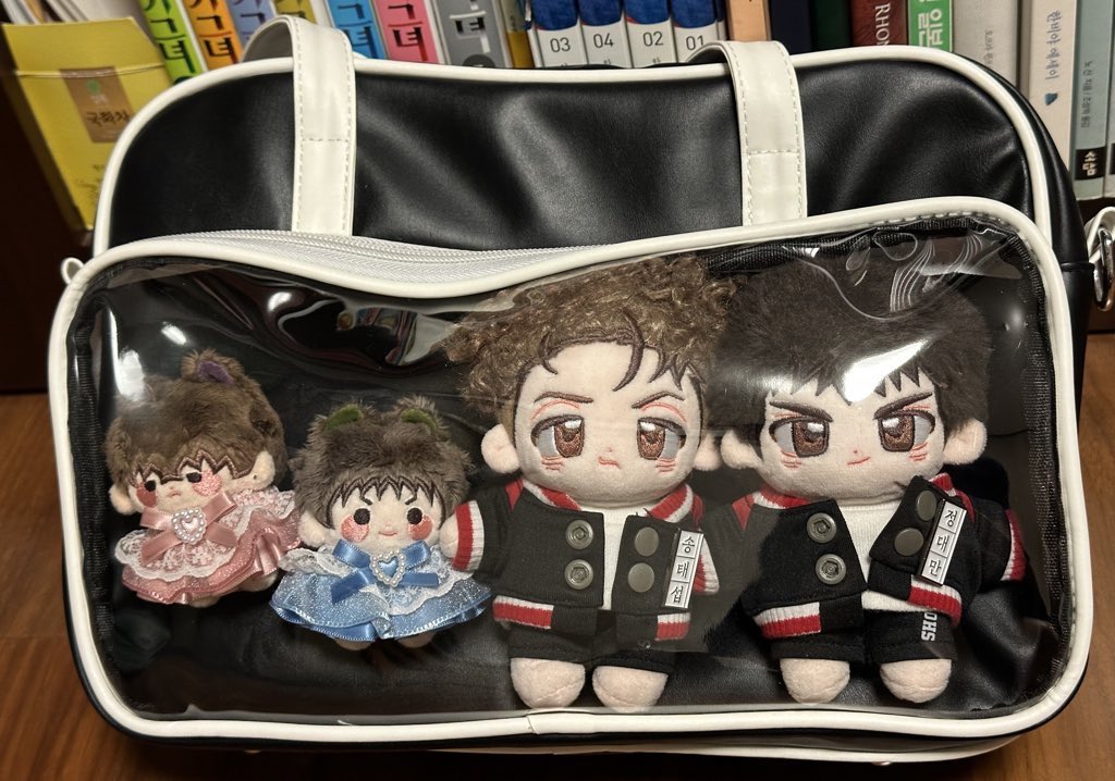 gwakdoopaal's tweet image. 누가봐도 태대하는 사람