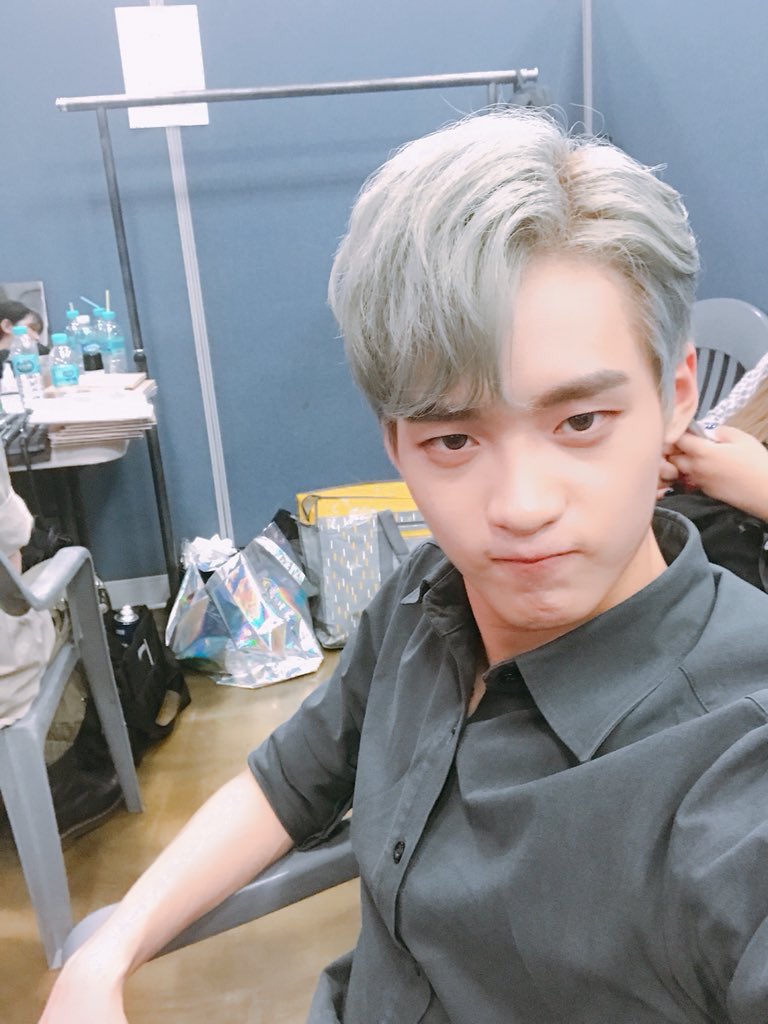 nugupromo's tweet image. Always in our hearts 🖤
Kim Dongyoon (SPECTRUM, MIXNINE)
June 3, 1998 – July 27, 2018