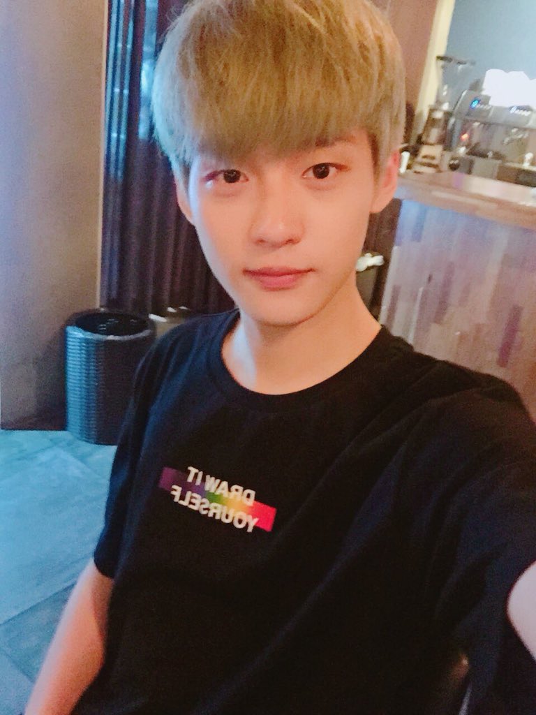 nugupromo's tweet image. Always in our hearts 🖤
Kim Dongyoon (SPECTRUM, MIXNINE)
June 3, 1998 – July 27, 2018