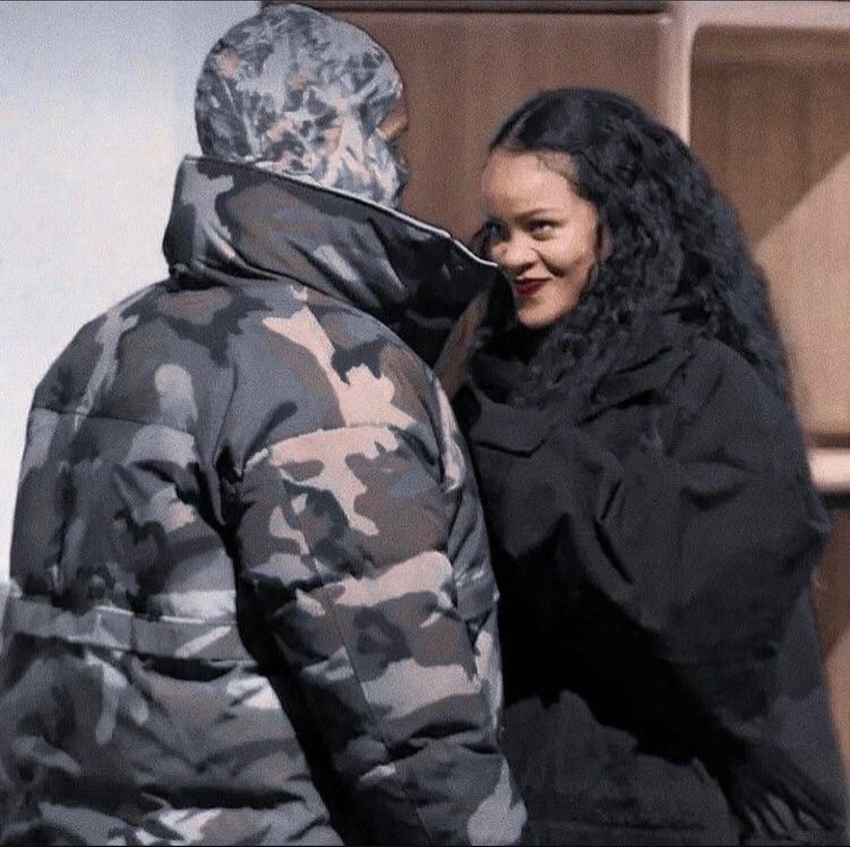 Krypto_Khaleesi's tweet image. Type shit 🖤