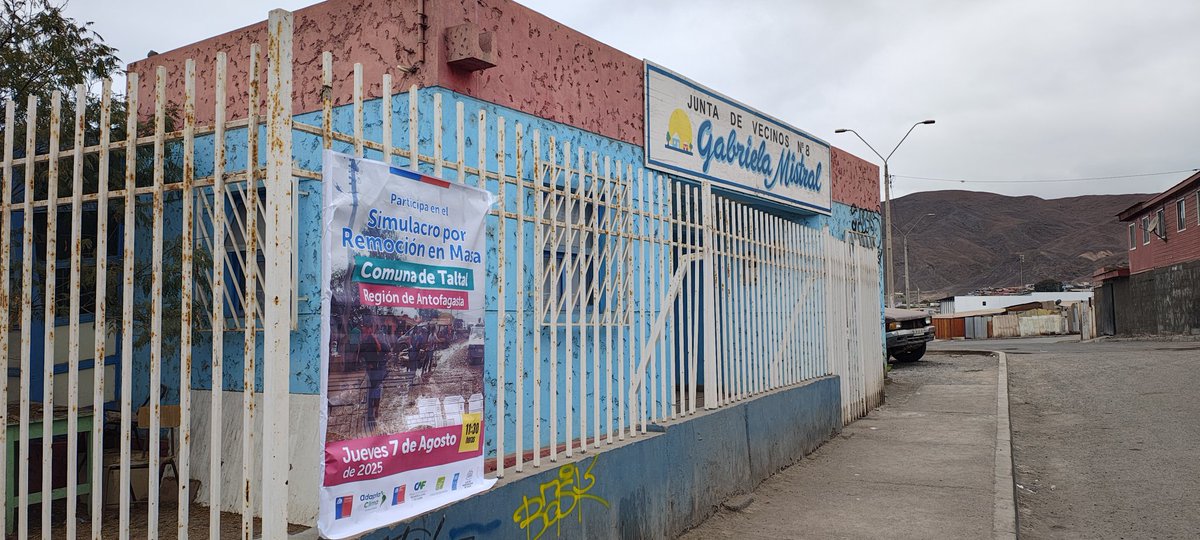 CperezSotelo's tweet image. 📻Comenzamos la tercera jornada de difusión en terreno, de lo que será el simulacro de remoción en masa el 7 de agosto en la comuna de #Taltal organizado por @Senapred y el apoyo de @Adapta_Clima 

#Antofagasta #Tocopilla #Calama #Mejillones
