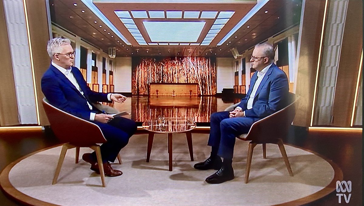 Lee_AnneWalker's tweet image. Surprise, surprise, the Nationals politicised the US beef imports issue. 

The PM @AlboMP clarifies: the ten year review finished, the ban lifted; no kowtowing to Trump, all a beat up by the LNP who don’t blink without weaponising it. #Auspol 

#Insiders