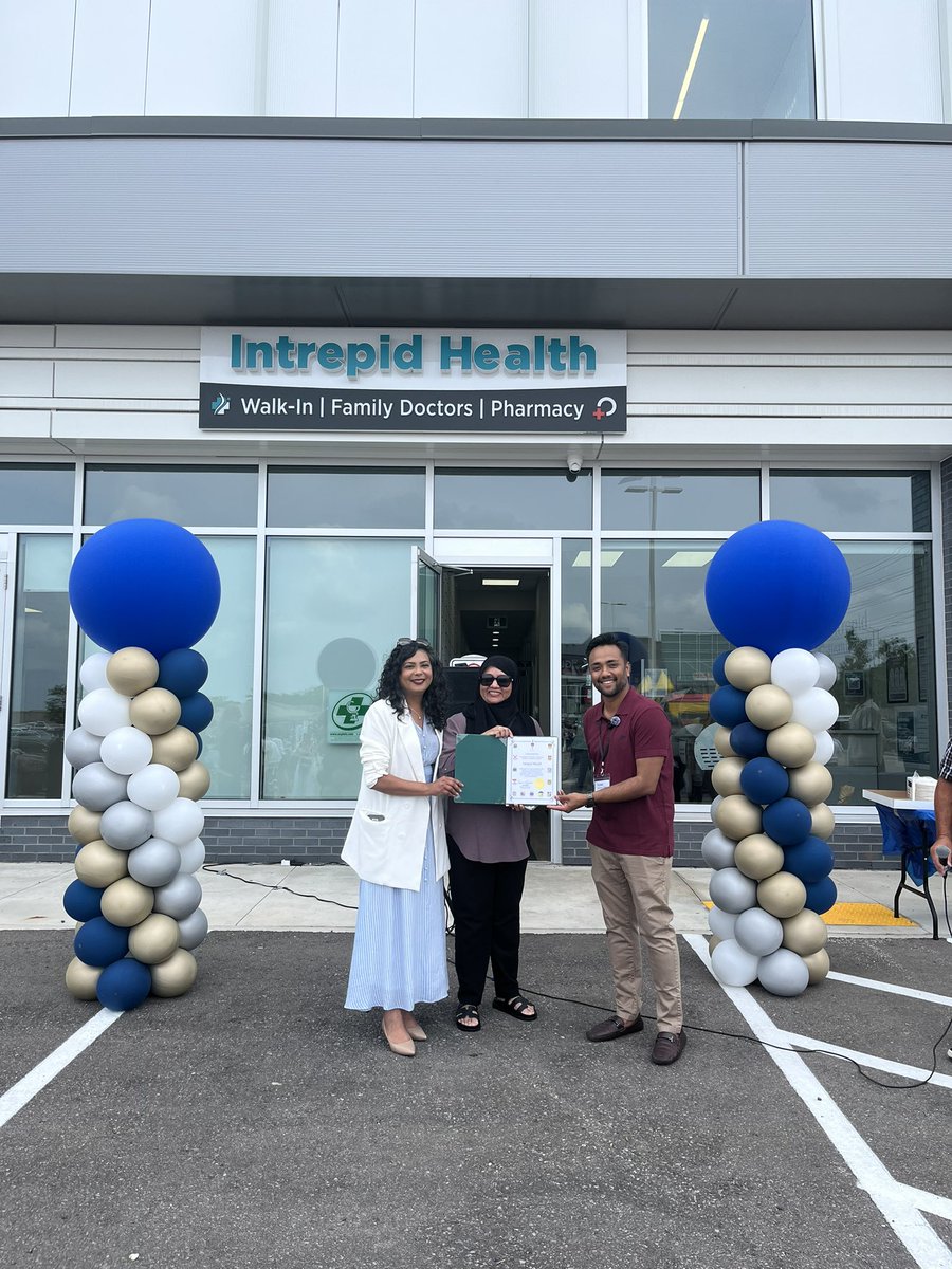 iamIqraKhalid's tweet image. I was delighted to join Intrepid Health as they launched their newest location at Erin Mills Parkway! As a cornerstone of Canadian life, healthcare plays a vital role in our self-care and growth. Thank you for including me in your journey!