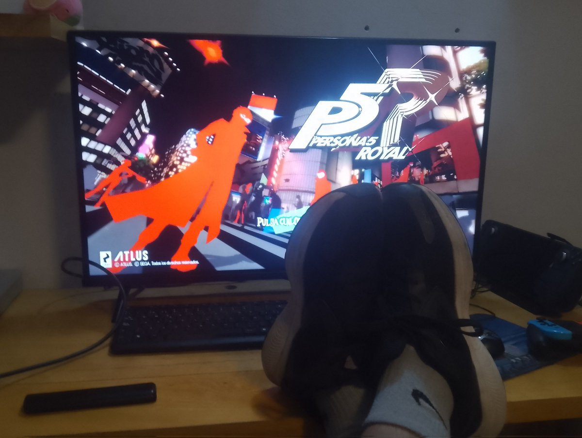 Manilirium's tweet image. Im playing ts now