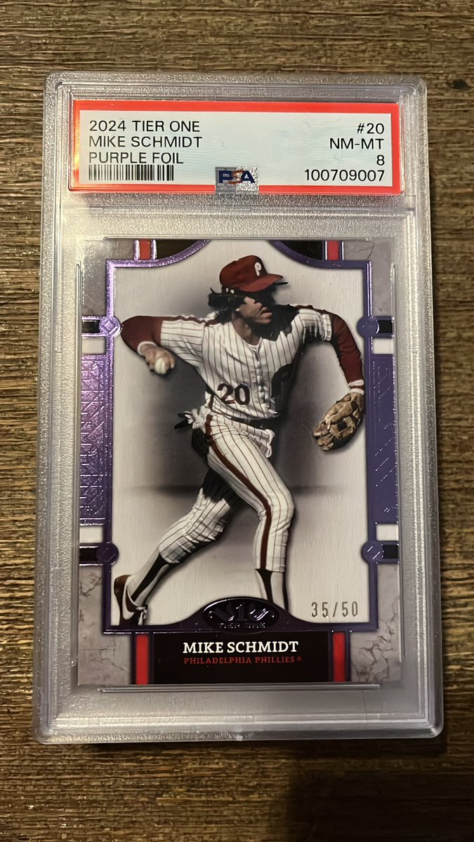 deanglass12's tweet image. Mike Schmidt /50 Tier One PSA 8

$20