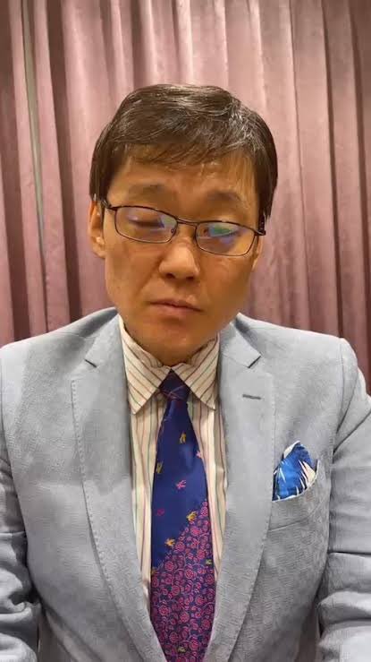 Kvse2M's tweet image. 岩田も門田も職業として
政治を利用してるんじゃないか
そんな人間が私利私欲なしに
公平にものを言えますか?
コイツらの発言には
なんの意味もないし
責任もない寄生虫みたいなもん