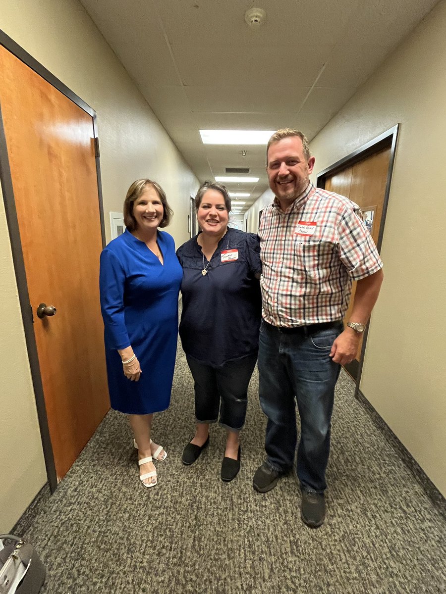 HunterBonner's tweet image. Fantastic day at the TXRA convention.
Great meeting and working with conservatives like @CandyNobleHD89 Richard Hayes and @mayes_middleton @MarkMcCaig