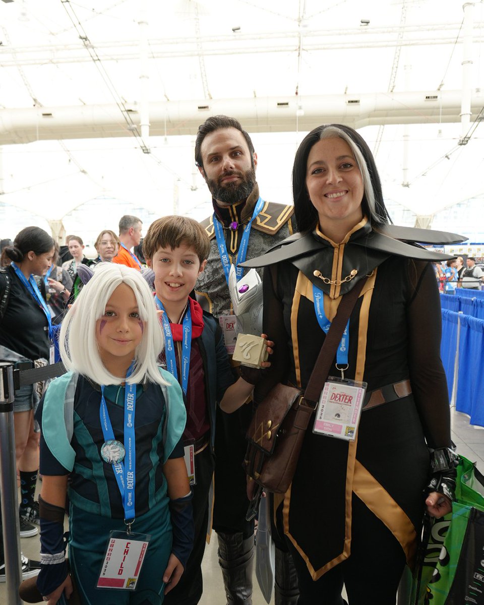 thedragonprince's tweet image. Our Kickstarter announcement on Thu was an absolute blur! We're grateful for everyone that came out! It was amazing to see everyone's smiling faces and some of your incredible cosplay. We are truly blessed with the best community! #theDragonKing #SDCC #theDragonPrince #cosplay