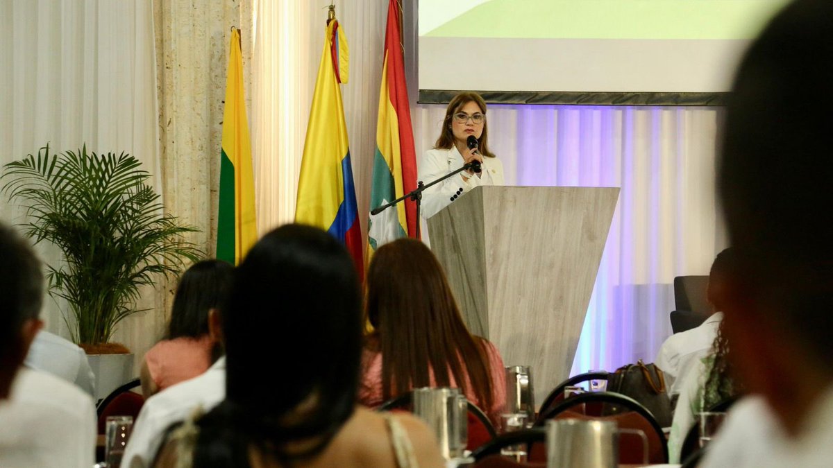 📍#Villavicencio| 

La #URT territorial #Meta exalta el reconocimiento a la sentencia proferida por el Juez Primero Civil del Circuito Especializado de Villavicencio, Luis Alejandro Barreto ⚖️ destacada como fallo histórico (en favor de una mujer de San Martín de los Llanos), por