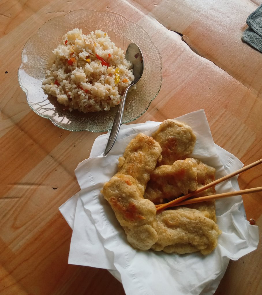 siapayaaaaaa__'s tweet photo. sedang mengurangi telur beralih ke tempe 🙂‍↕️ https://t.co/TOuKNUMV0h
