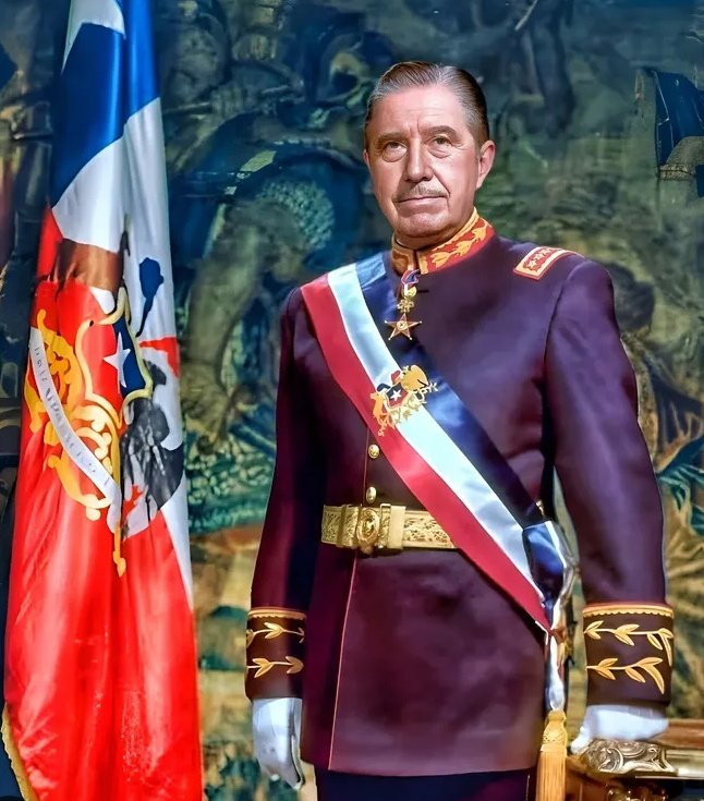 AMOR ETERNO AL MEJOR PRESIDENTE DE CHILE 🇨🇱 don AUGUSTO PINOCHET UGARTE. De mi parte solo admiración al gran líder que fue. Un hombre valiente, visionario, leal. Nadie jamás podrá impedir q le declare mi profunda admiración. Soy PINOCHETISTA hasta la médula. Lo AMO hoy y siempre.