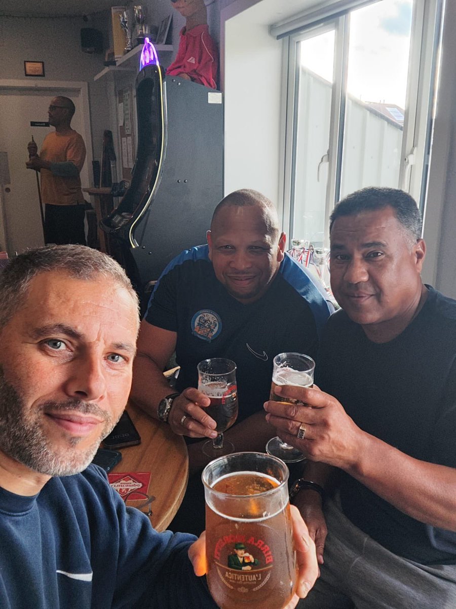 SLammasMiddxFC's tweet image. It’s Chico Time! 🎶⚽
Huge congratulations to Chico and the team on a well-deserved win this afternoon! Some fantastic football on display and an electric atmosphere both on and off the pitch. 👏🔥
The momentum is building — let’s see where this takes us! 😉💪