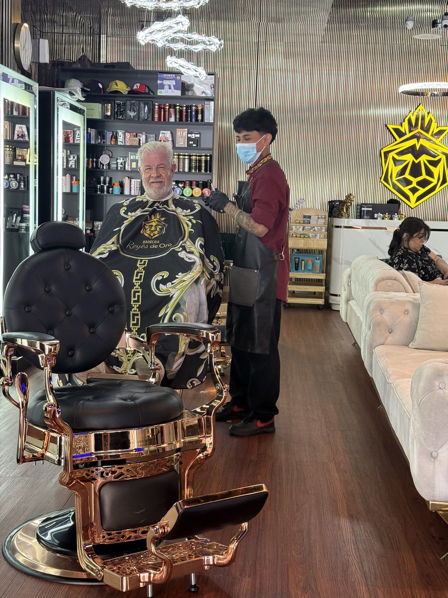 ☣️ Pleb Kruse = BTC foundationalist in exile 🟩🔆 tweet media