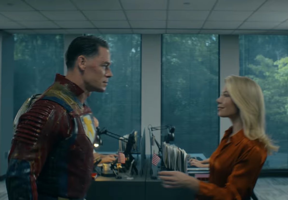 B3Geek's tweet image. John Cena: Poxa cara, eu não sei se isso é realmente necessário.
James Gunn: Me escute John!
Você beijar minha esposa enquanto envolve ela nos seus braços grandes, musculosos e suculentos é totalmente necessário pra trama!