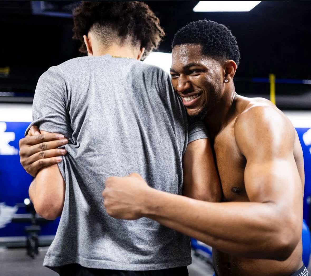 bbn_blake's tweet image. “Be the energy you want to attract”-Mo D

I love this quote💙
📸:Onewayup_Mo #BBN