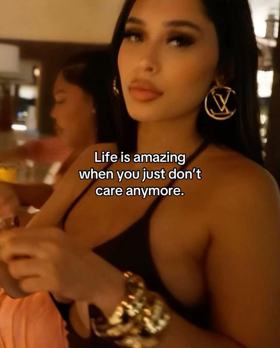 shawtyastrology's tweet photo. sagittarius, aquarius &amp; 9th house placements would agree: 😌✨ https://t.co/KCPUagNRmn