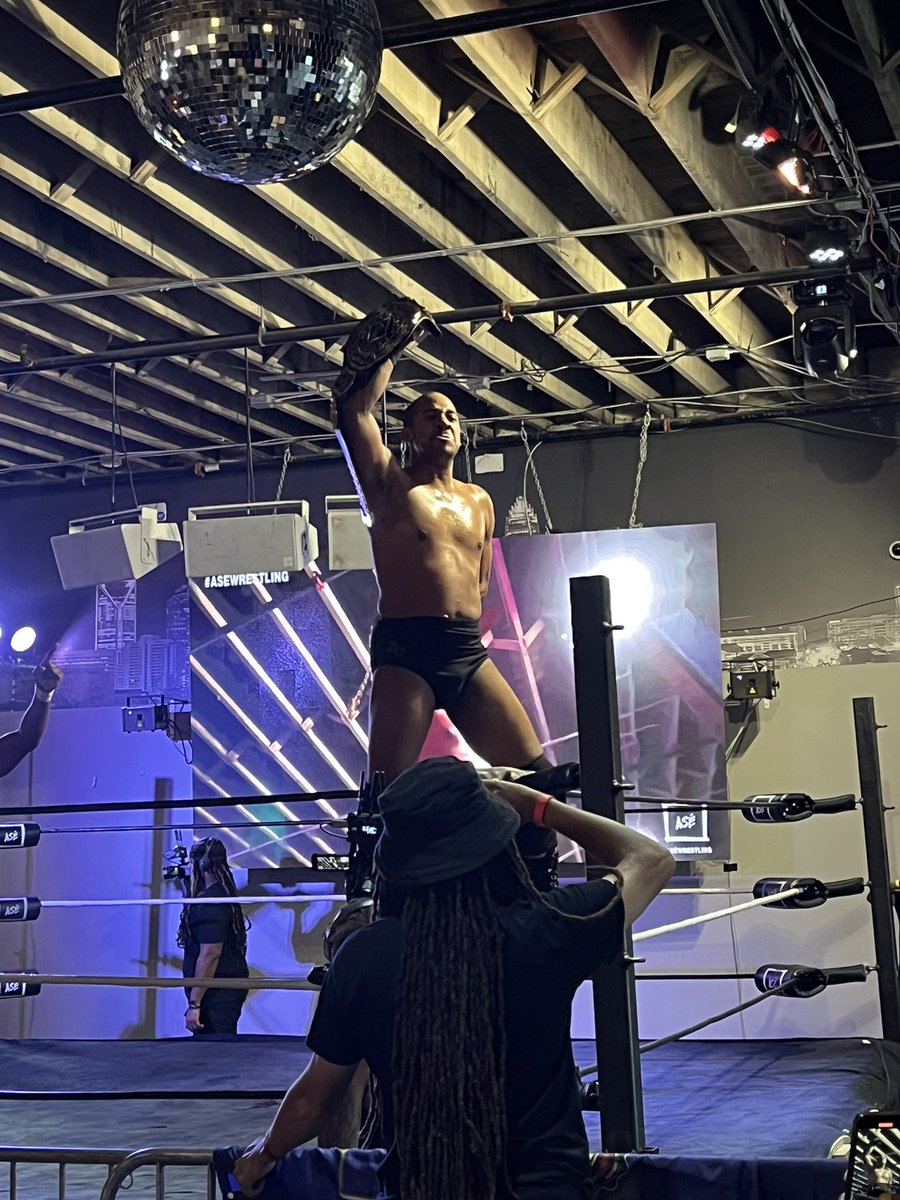 And still 😒 <a href="/MrDariusCarter/">Darius Carter - Leader of The Culture</a>