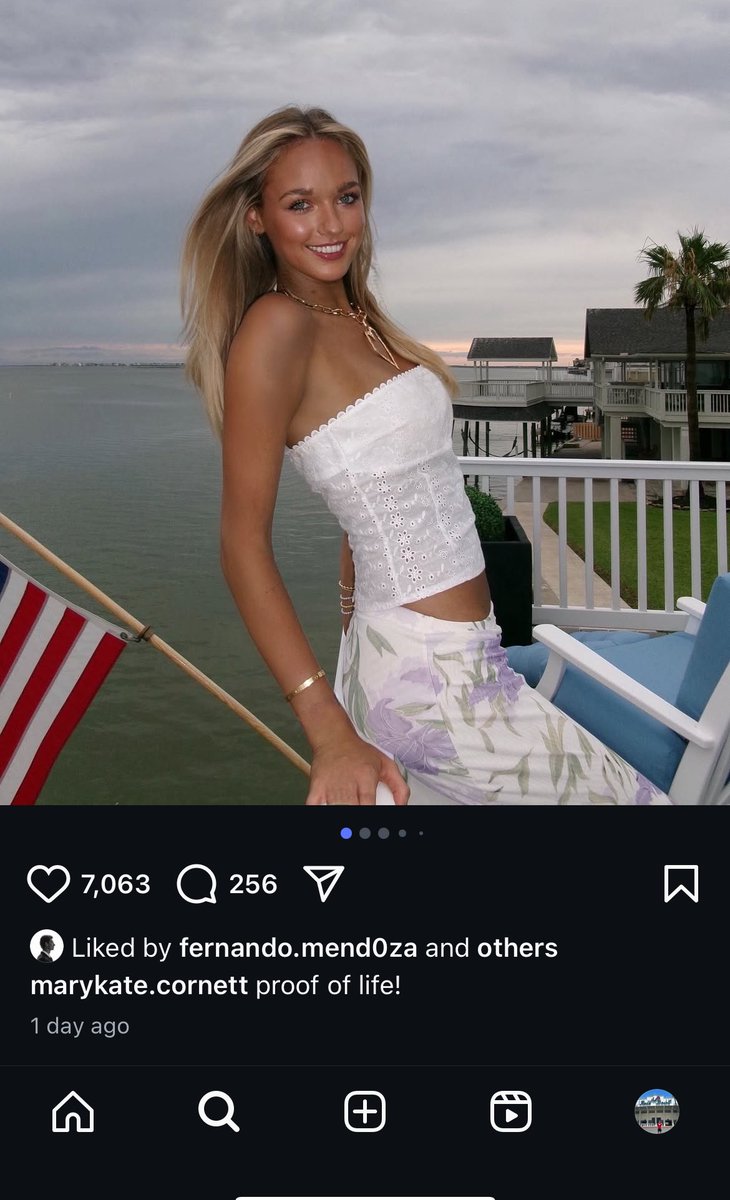 Hoosiergrad1987's tweet image. One of us #QB1 #hailmarykate