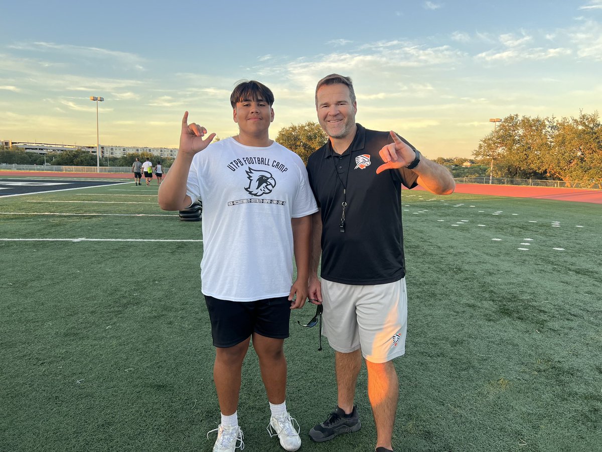 jose_fdz68's tweet image. Had a great time at The UTPB camp and got a great opportunity to showcase what i’ve got.Thank you @MikeBabcock44 and @CoachShultzOL for the words of encouragement.Also want to thank @iam_alinedouard for the write up on @PrepRedzoneTX
@coach9cg
@CornerstoneFB
@CCSRecruitingFB