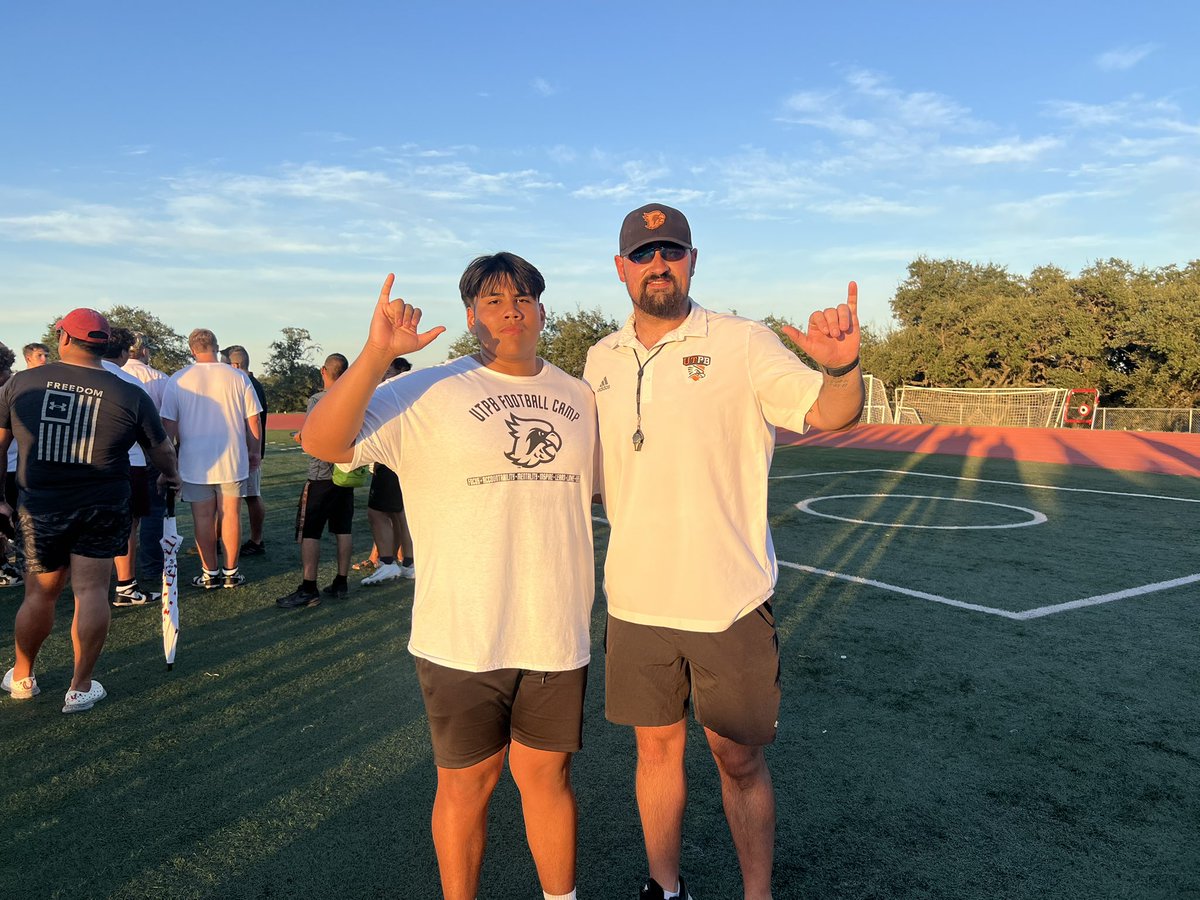 jose_fdz68's tweet image. Had a great time at The UTPB camp and got a great opportunity to showcase what i’ve got.Thank you @MikeBabcock44 and @CoachShultzOL for the words of encouragement.Also want to thank @iam_alinedouard for the write up on @PrepRedzoneTX
@coach9cg
@CornerstoneFB
@CCSRecruitingFB