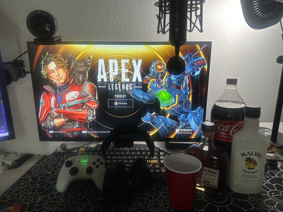Trying something a little different this Saturday! Drinks + games for the first bit then going to be multi streaming on Twitch / Kick letting chat convince me of their favorite conspiracy videos to watch on YT later at night! Live now Twitch.tv/Snip3down and