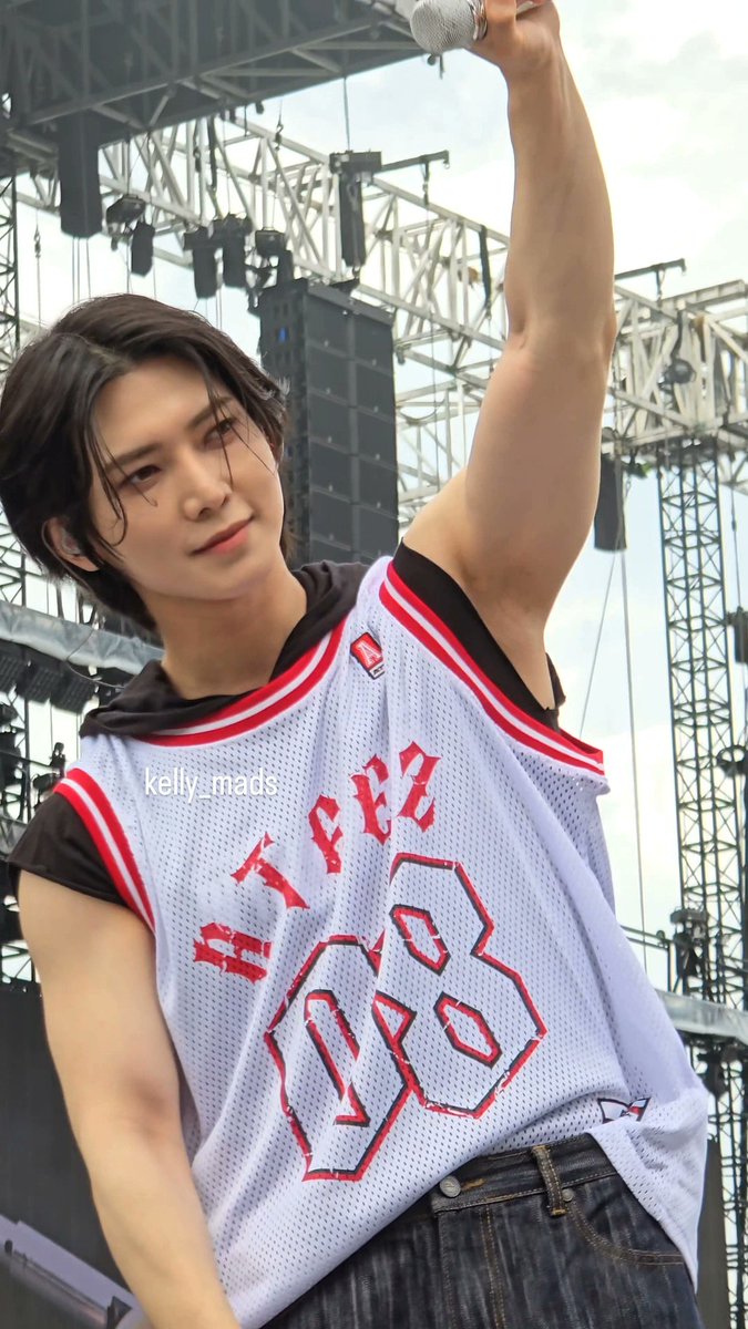 kelly_mads's tweet image. YEOSANGIE WOW #ATEEZinChicago #InYourFantasy