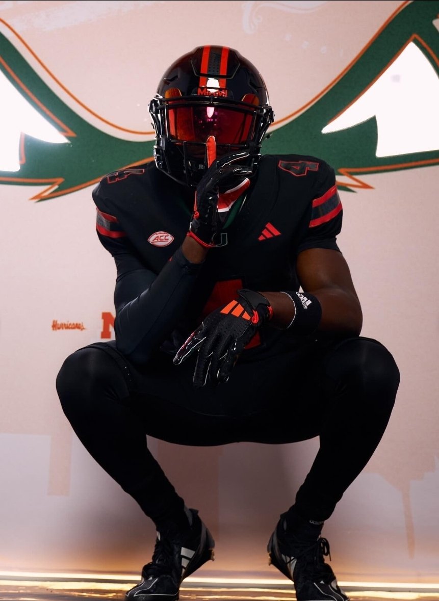 TheCFBNation's tweet image. Jonesboro (GA) 2026 4 🌟 SAF Recruit Cortez Redding Has Announced His Commitment To The University of Miami
Redding Is The #26 Ranked SAF In The '26 Class & Top 350 Overall
#GoCFB #CollegeFootball #Miami #AllAboutTheU #GoCanes @Cortez_Redding4