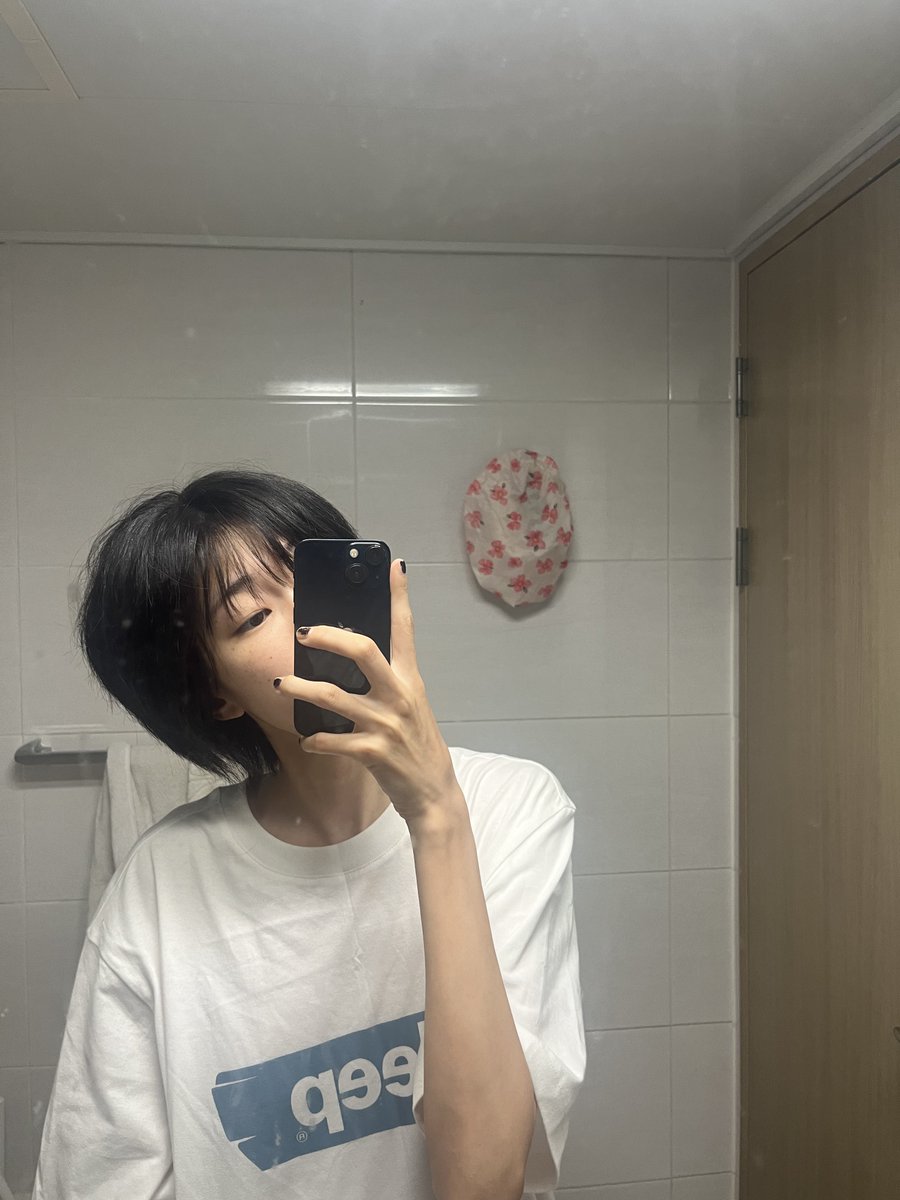 nyan92e's tweet image. ㅎㅇㅎㅇ