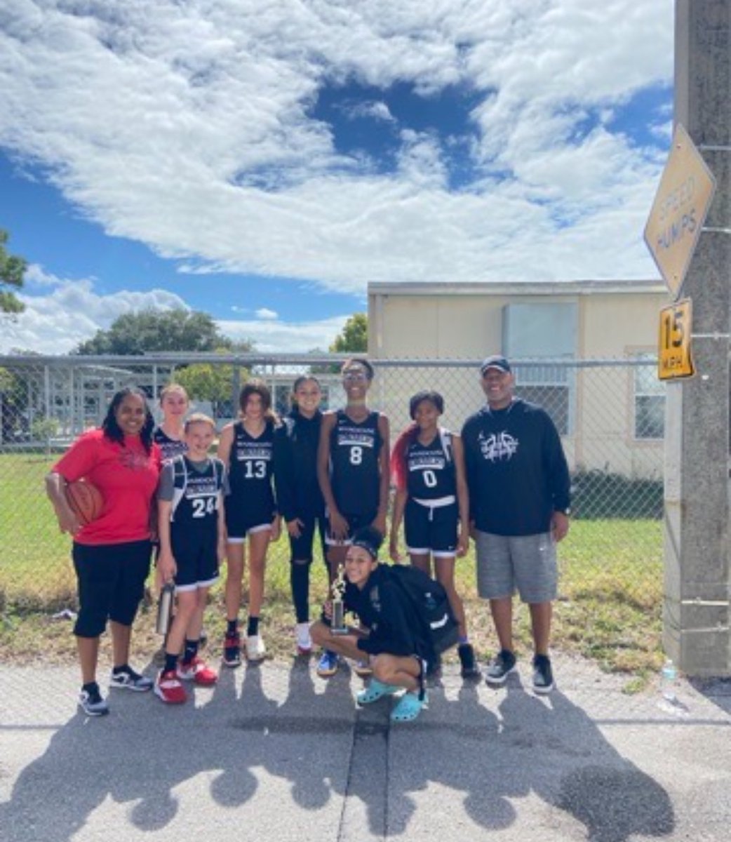 Sophia Landen (@sophialanden26) on Twitter photo Thank you AAU, for my teammates, the friendships, my coaches, and the memories I will never forget. 21 out! ✌️
<a href="/PHSGirlsBBall1/">Pinellas Hoop Supreme Girls Basketball NXT</a>
<a href="/B_Boggs13/">Coach B</a>
<a href="/coach_bianchi/">Coach Bianchi</a>
#21
#phsfamily Thank you AAU, for my teammates, the friendships, my coaches, and the memories I will never forget. 21 out! ✌️
<a href="/PHSGirlsBBall1/">Pinellas Hoop Supreme Girls Basketball NXT</a>
<a href="/B_Boggs13/">Coach B</a>
<a href="/coach_bianchi/">Coach Bianchi</a>
#21
#phsfamily