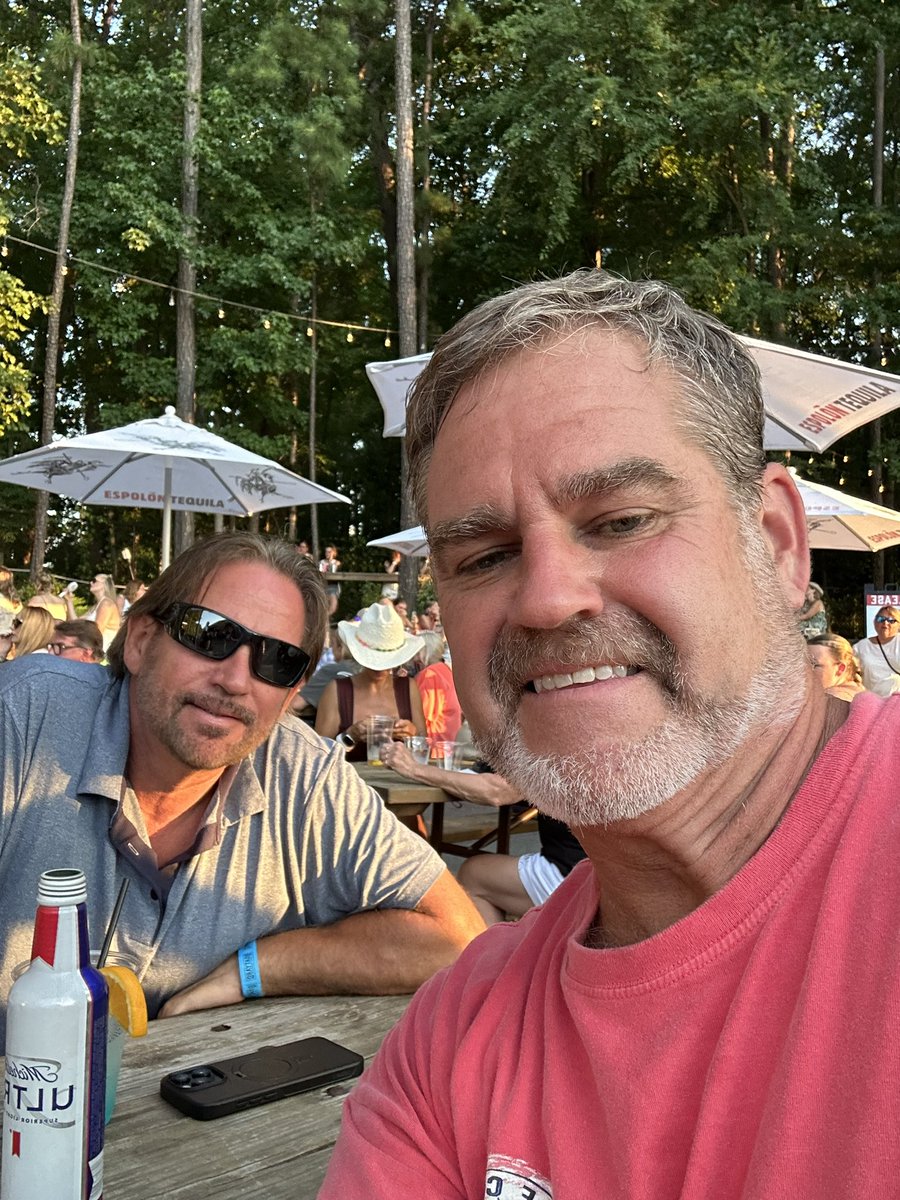 FrankTic3's tweet image. Out with my bro!! Seeing a Morgan Wallen cover !!