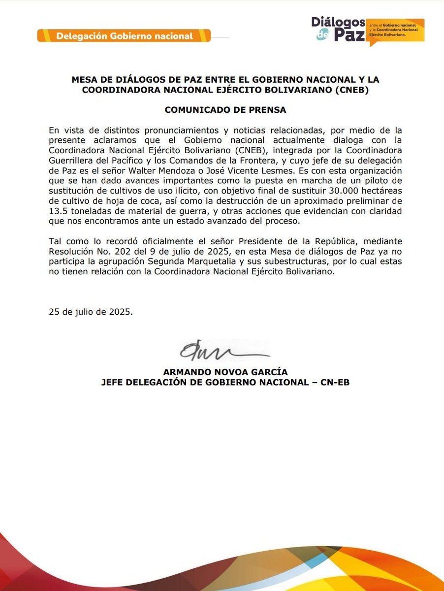 ComisionadoPaz's tweet image. 📄#Comunicado | La Delegación de Gobierno para la Mesa de Diálogos de Paz con la Coordinadora Nacional Ejército Bolivariano (CNEB) informa que actualmente el Gobierno dialoga únicamente con la Coordinadora Guerrillera del Pacífico y los Comandos de la Frontera, quienes hacen…
