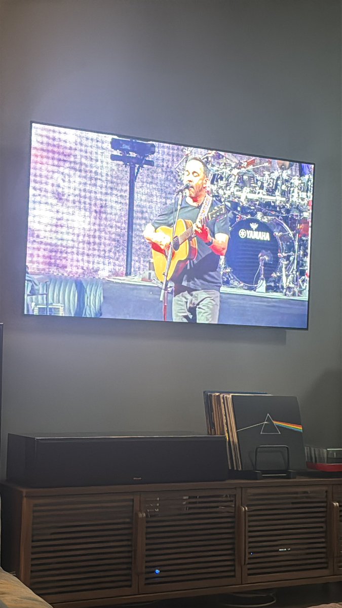 The perfect way to spend the evening! <a href="/davematthewsbnd/">Dave Matthews Band</a> Awesome livestream by Volta!