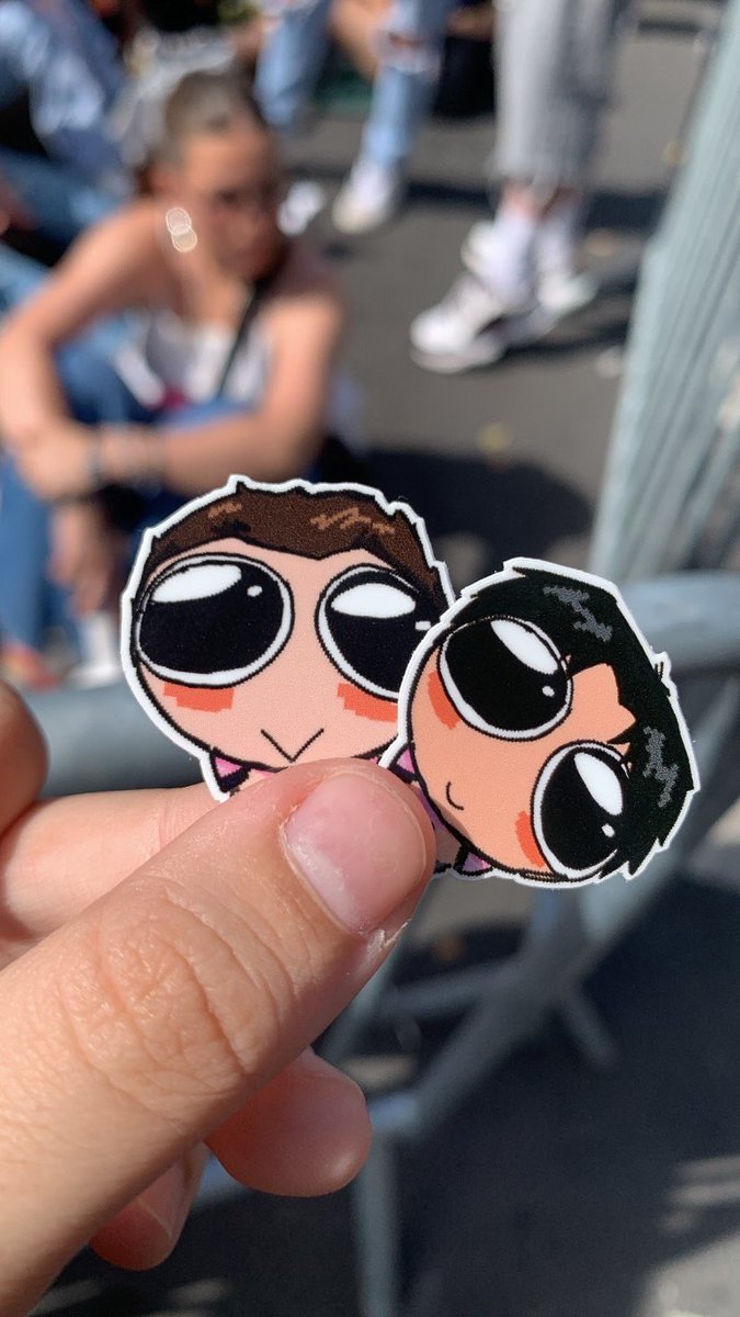 haylxft's tweet image. ugly fingers but i stole some stickers from @louaahh 😝😝