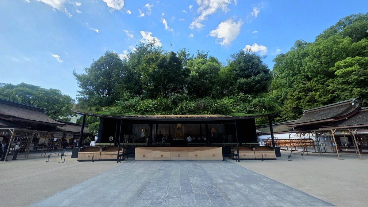 akane_arc's tweet photo. 【合格祈願🌸】
いよいよ一級建築士学科試験の本番です！

皆が取れる問題で得点できたら大丈夫✨
難しい問題は合否に影響しません
出し切ってきてください🙌🌸

今年も太宰府天満宮へ行ってきました⛩️
藤本壮介さん設計の仮殿🌿
落ち着いて試験にのぞめますように https://t.co/NU462JhAkY
