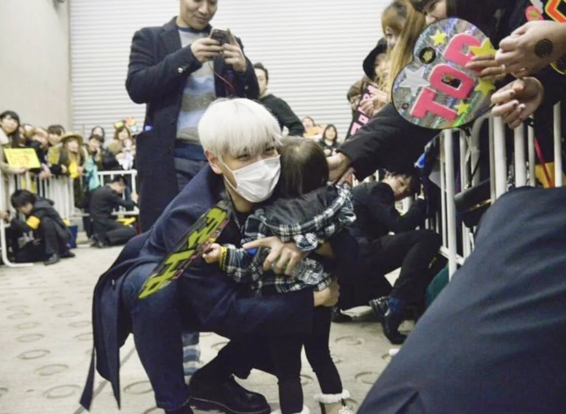 datgodfreyy's tweet image. my baby with a baby🥹 this is so cute i can’t i love him sm