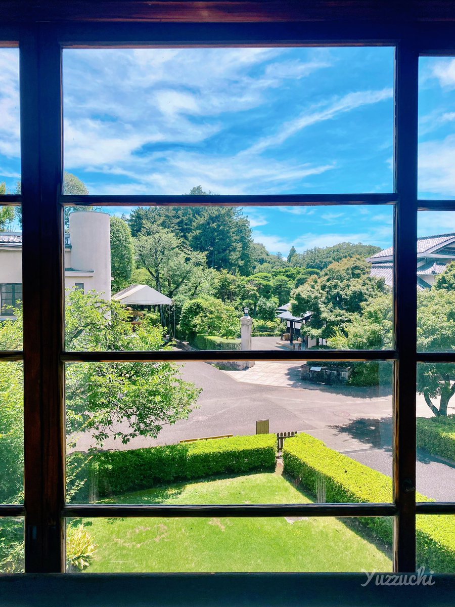 Tsm7Wk's tweet image. gm☀️

大正の建物から眺める令和の空