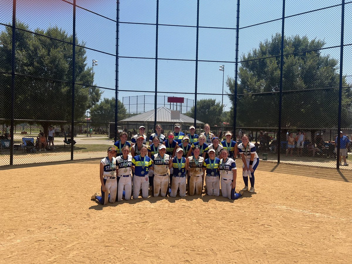 Payton15brown's tweet photo. So proud of myself and my girls for ending the season as runners-up of the 18U Virginia Beach Softball World Series!

I ended the season with a .471 batting average, and only 4 passed balls from 63 innings catching.

I’m so excited to get back in the fall to keep working hard! https://t.co/OMtyt56uXi